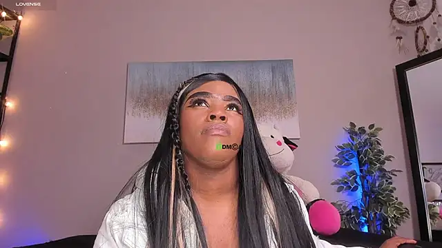 Briana Wells  online show from 11.07.25