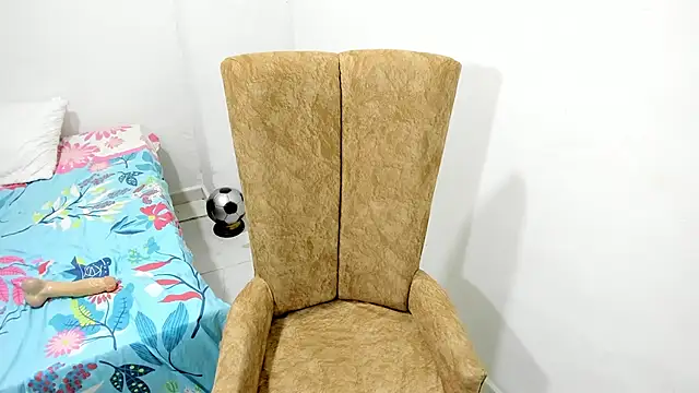 Snapshot of sofiapaola chatting on 12.14.24 sofiapaola online show from 12.14.24