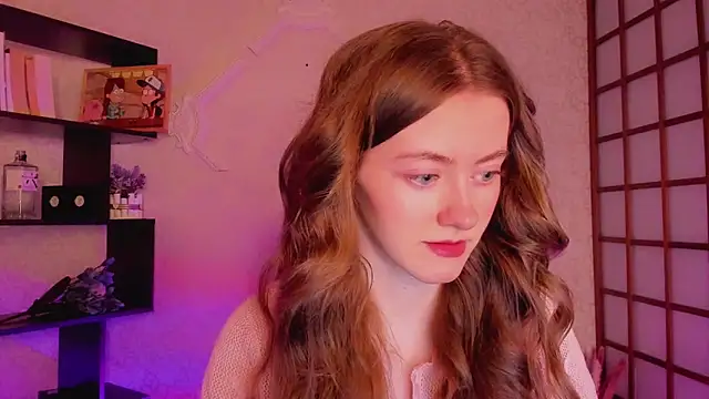 KateCuddle online show from 02.07.25