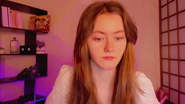 KateCuddle online show from 02.10.25