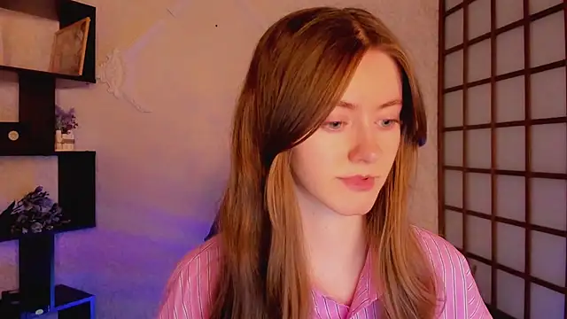 KateCuddle online show from 03.03.25