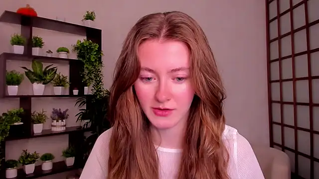 KateCuddle online show from 10.03.25