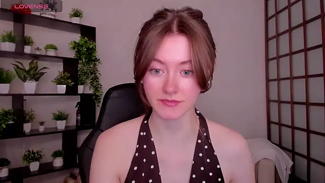 KateCuddle online show from 02.10.26