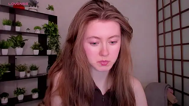 KateCuddle online show from 02.24.26