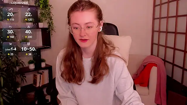 KateCuddle online show from 05.18.26