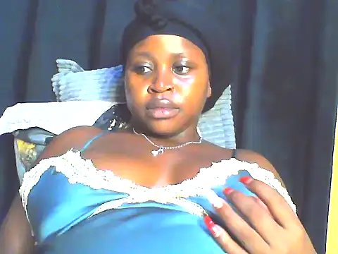 Snapshot of EboniesBelle chatting on 05.04.26 EboniesBelle online show from 05.04.26