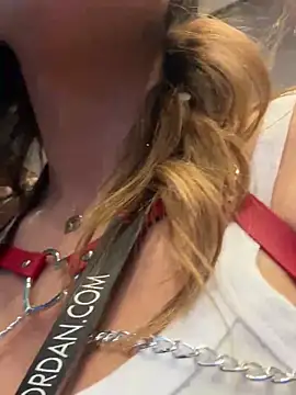 Snapshot of LeaGambit__ chatting on 01.24.25 LeaGambit online show from 01.24.25