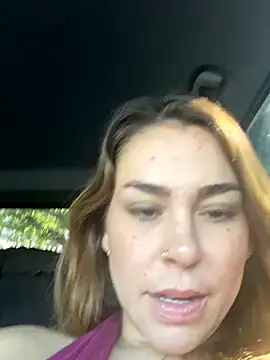 Snapshot of LeaGambit__ chatting on 10.24.25 LeaGambit online show from 10.24.25