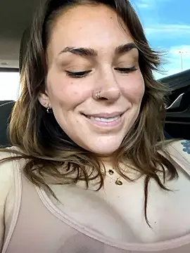 Snapshot of LeaGambit__ chatting on 01.12.26 LeaGambit online show from 01.12.26