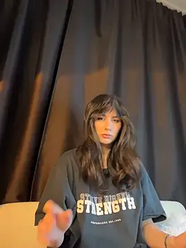 Snapshot of itssophiie chatting on 02.11.26 itssophiie online show from 02.11.26