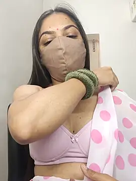 Snapshot of _desigori chatting on 02.07.26 desigori online show from 02.07.26