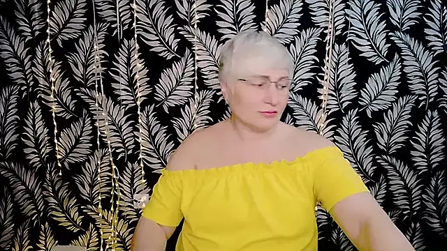 Olivia playful online show from 04.19.26