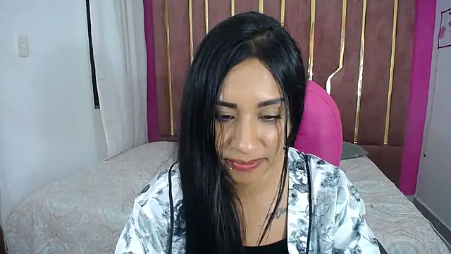 Snapshot of Chanel-24 chatting on 01.08.25 Chanel-24 online show from 01.08.25