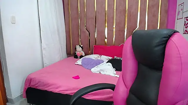 Snapshot of Chanel-24 chatting on 01.16.25 Chanel-24 online show from 01.16.25