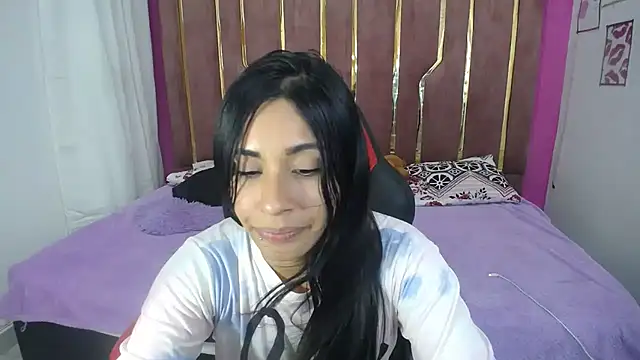 Snapshot of Chanel-24 chatting on 01.22.25 Chanel-24 online show from 01.22.25