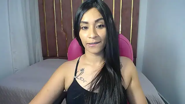 Snapshot of Chanel-24 chatting on 02.18.25 Chanel-24 online show from 02.18.25