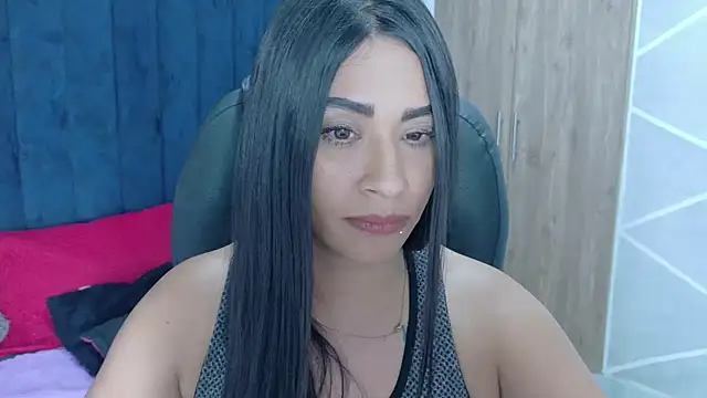 Snapshot of Chanel-24 chatting on 10.17.25 Chanel-24 online show from 10.17.25