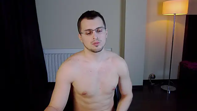 Friend12321 online show from 02.28.25