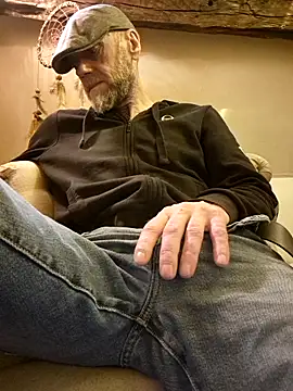 eddouxxx78 online show from 04.12.26