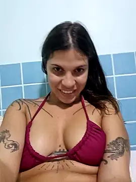 Snapshot of frenchxena98 chatting on 01.15.25 frenchxena98 online show from 01.15.25