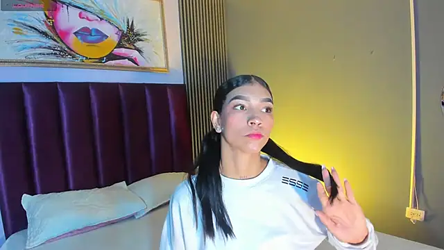 Snapshot of LauraAristizabal chatting on 07.11.26 LauraAristizabal online show from 07.11.26