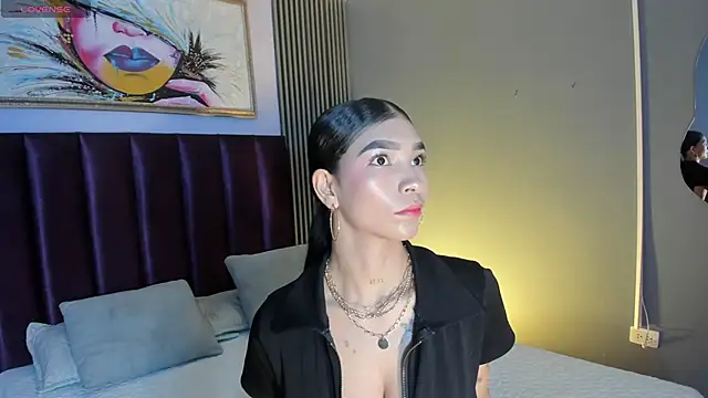 Snapshot of LauraAristizabal chatting on 07.19.26 LauraAristizabal online show from 07.19.26