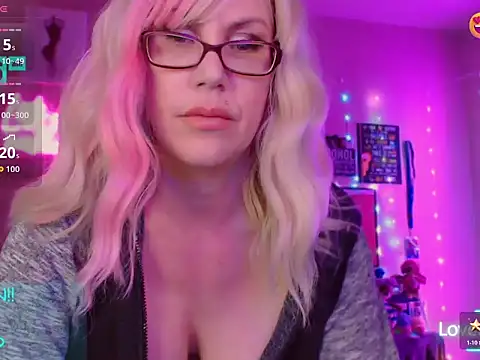 EmmaIsHere online show from 02.04.26