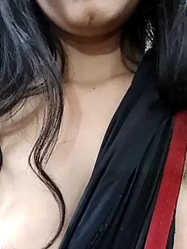 Snapshot of CuteSarikaLIVE chatting on 02.22.25 CuteSarikaLIVE online show from 02.22.25