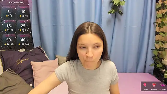 MelaniGrand online show from 10.20.25