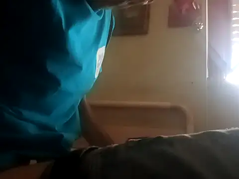 Snapshot of Nirfantasy chatting on 09.28.25 Nirfantasy online show from 09.28.25