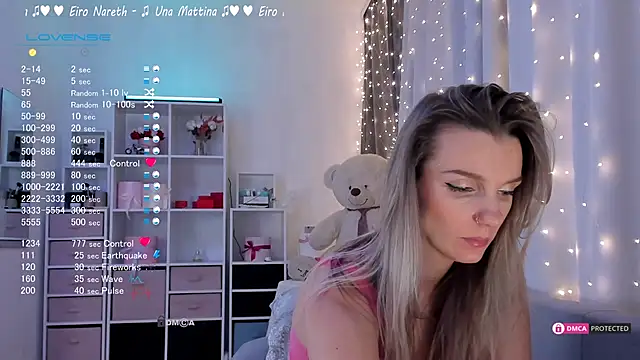 Snapshot of Karamelsw_ chatting on 02.01.25 Karamelsw  online show from 02.01.25