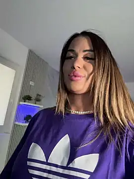 KirstieVegas online show from 05.25.26