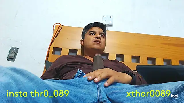 Snapshot of thor000089 chatting on 05.13.26 thor000089 online show from 05.13.26