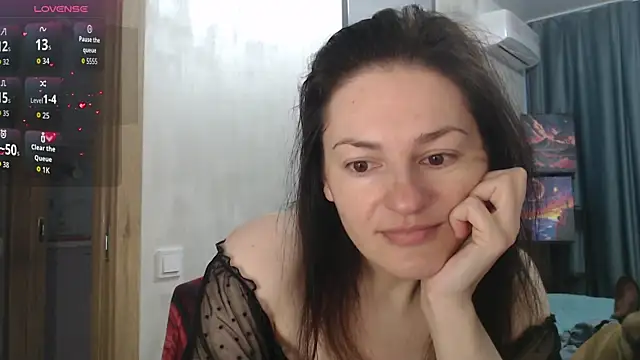 Stacy Davice online show from 07.05.26