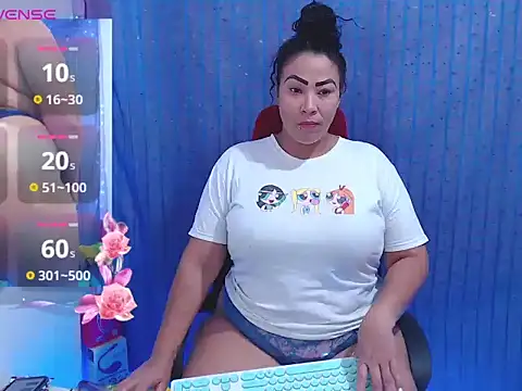 Snapshot of mature_beautifull chatting on 05.18.26 mature beautifull online show from 05.18.26