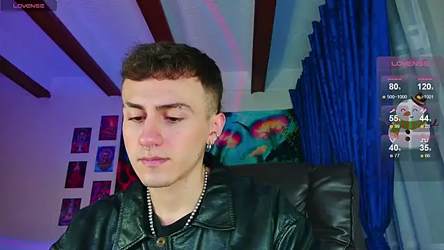 Snapshot of dimitri-bilak chatting on 12.22.24 dimitri-bilak online show from 12.22.24