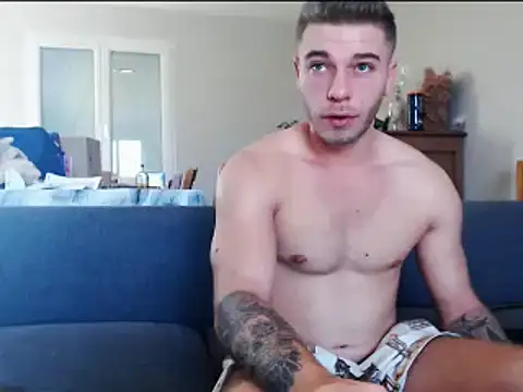 Snapshot of Elkafit28 chatting on 03.23.26 Elkafit28 online show from 03.23.26