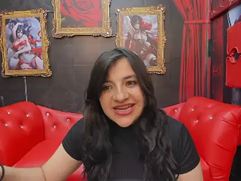 AmaiaDavies online show from 12.14.24