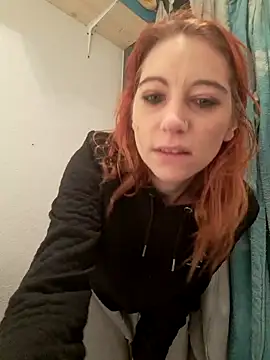 Snapshot of XLisaxx chatting on 12.06.24 XLisaxx online show from 12.06.24