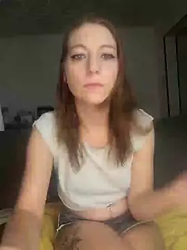 Snapshot of XLisaxx chatting on 09.13.25 XLisaxx online show from 09.13.25