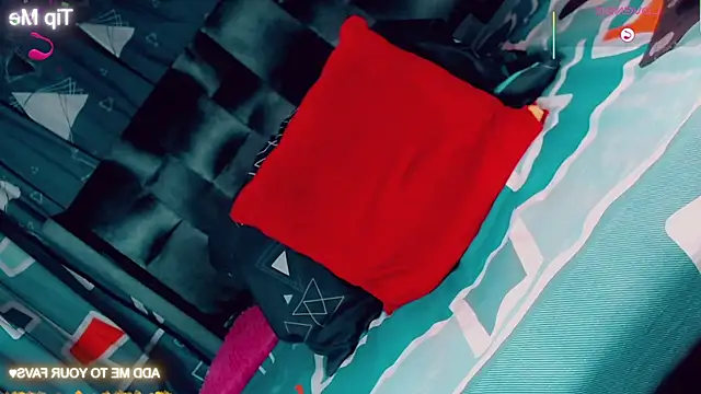 CharlotteBigCock online show from 02.08.26