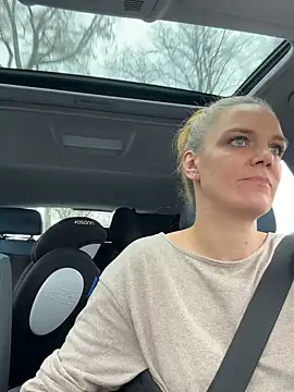 Snapshot of Suesse_Schnitte chatting on 12.06.24 Suesse Schnitte online show from 12.06.24