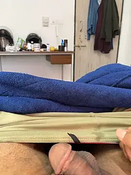 Snapshot of Mushroomhead69 chatting on 01.25.25 Mushroomhead69 online show from 01.25.25