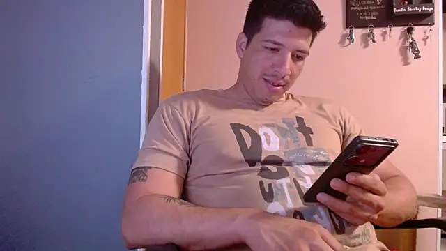 Snapshot of Karen_sex92 chatting on 03.02.26 Karen sex92 online show from 03.02.26