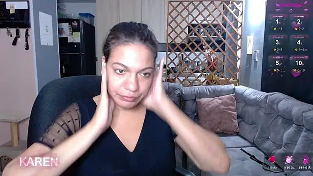 Snapshot of Karen_sex92 chatting on 06.30.26 Karen sex92 online show from 06.30.26