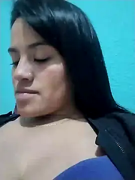 zhayra rose online show from 01.04.25