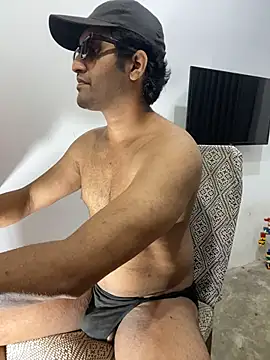 Snapshot of Lahirumadu2 chatting on 05.21.26 Lahirumadu2 online show from 05.21.26