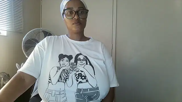 Snapshot of Charlie-Crawford chatting on 05.12.26 Charlie-Crawford online show from 05.12.26