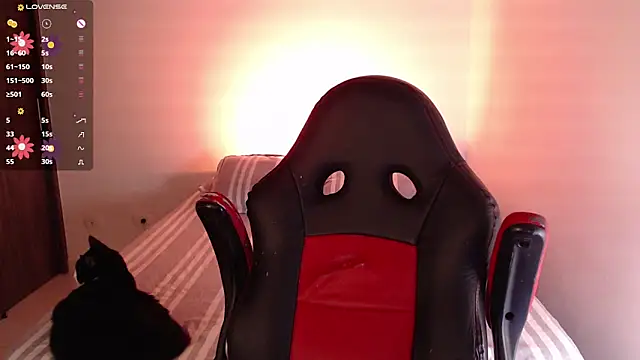 Snapshot of amyharlow_1 chatting on 01.30.25 amyharlow 1 online show from 01.30.25