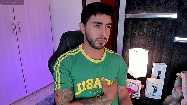 ItsMeEros online show from 02.05.25